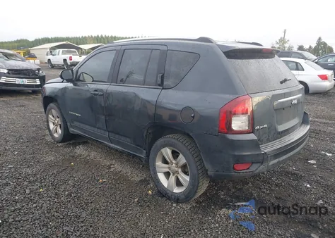 2014 Jeep Compass Sport z USA, uszkodzony, nr VIN 1C4NJDBB7ED773976